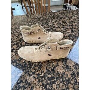 DBeck Waterproof Lightweight Unisex Outdoor Shoes – Beige – Size 45 (AU)